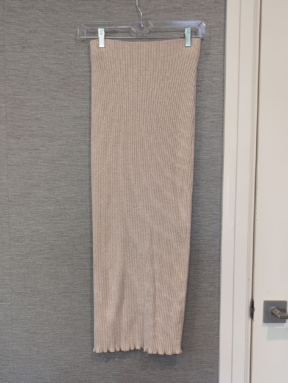 Ribbed Knit Maxi Skirt in Beige — Zara Women